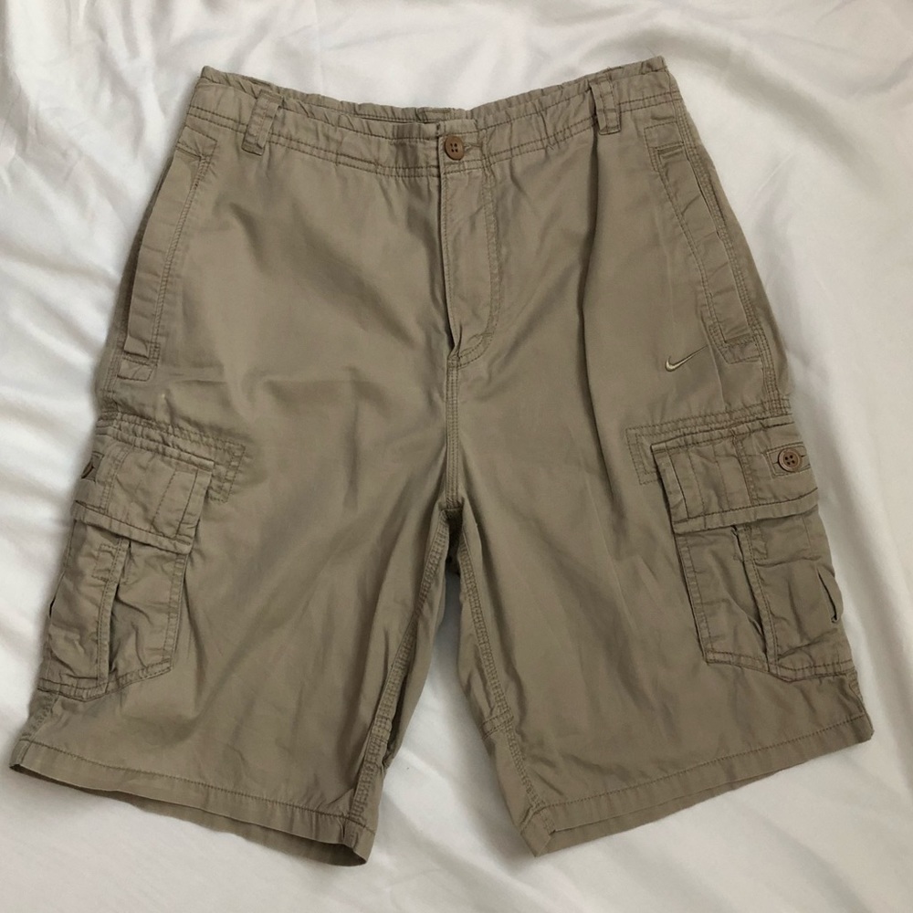Nike Cargo Shorts Light Brown